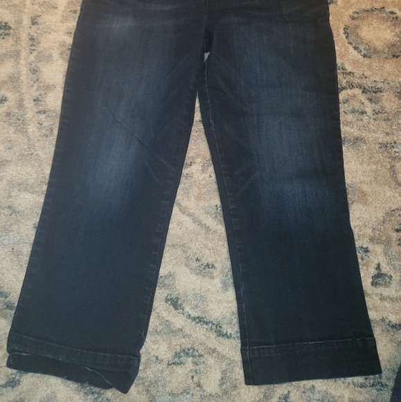 NWOT GAP wide crop capri 10/30 - Picture 4 of 4